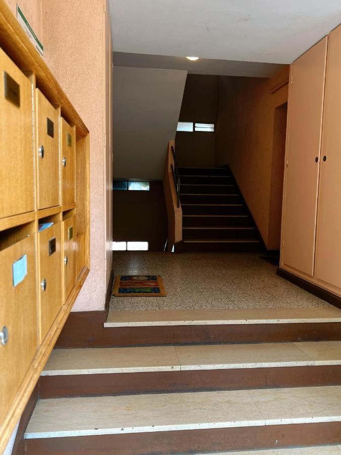 Appartement Spacieux Avec Balcon Saint-Fons Екстериор снимка